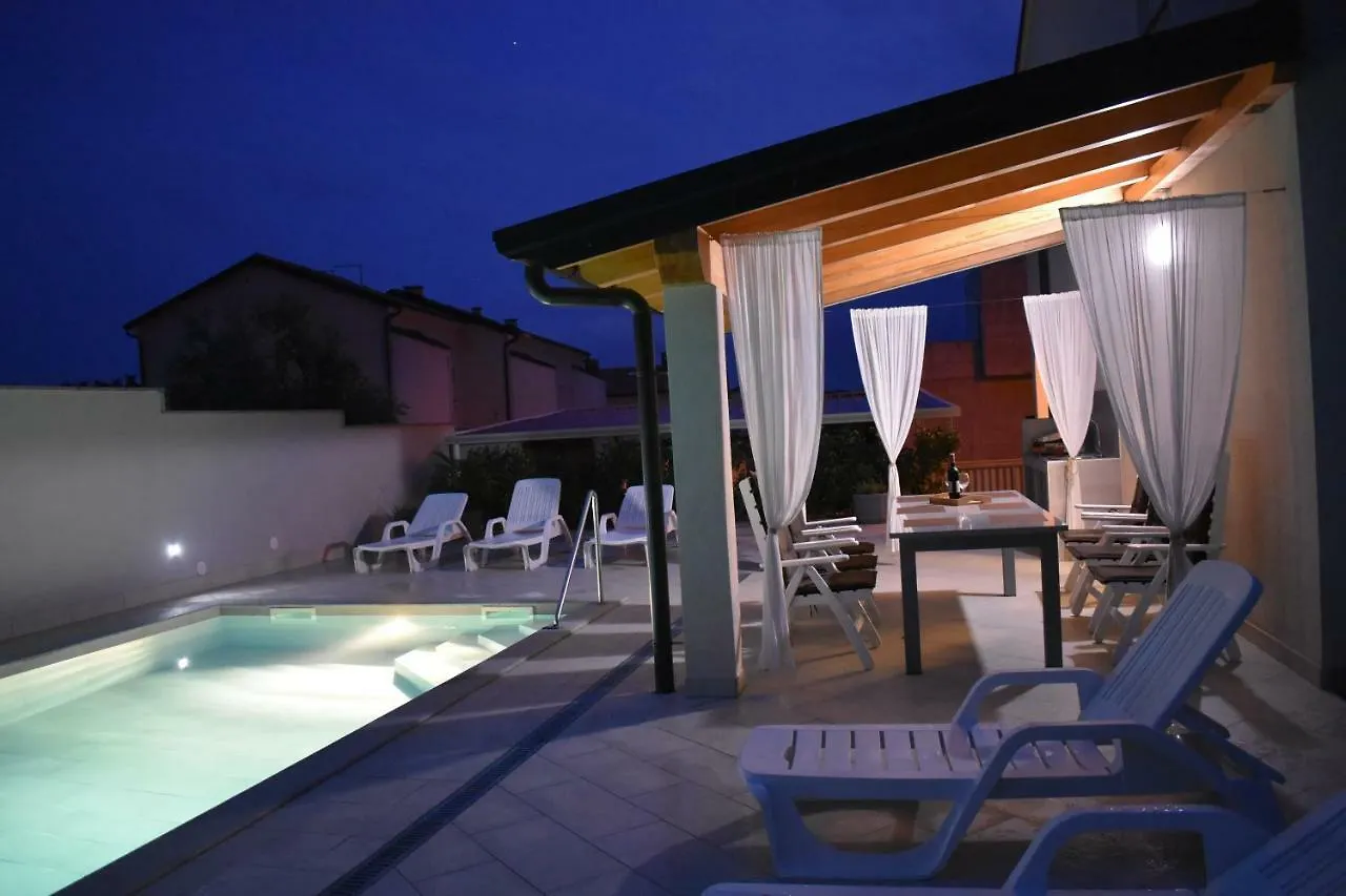 Villa Silver Novigrad With Private Pool Novigrad Istria